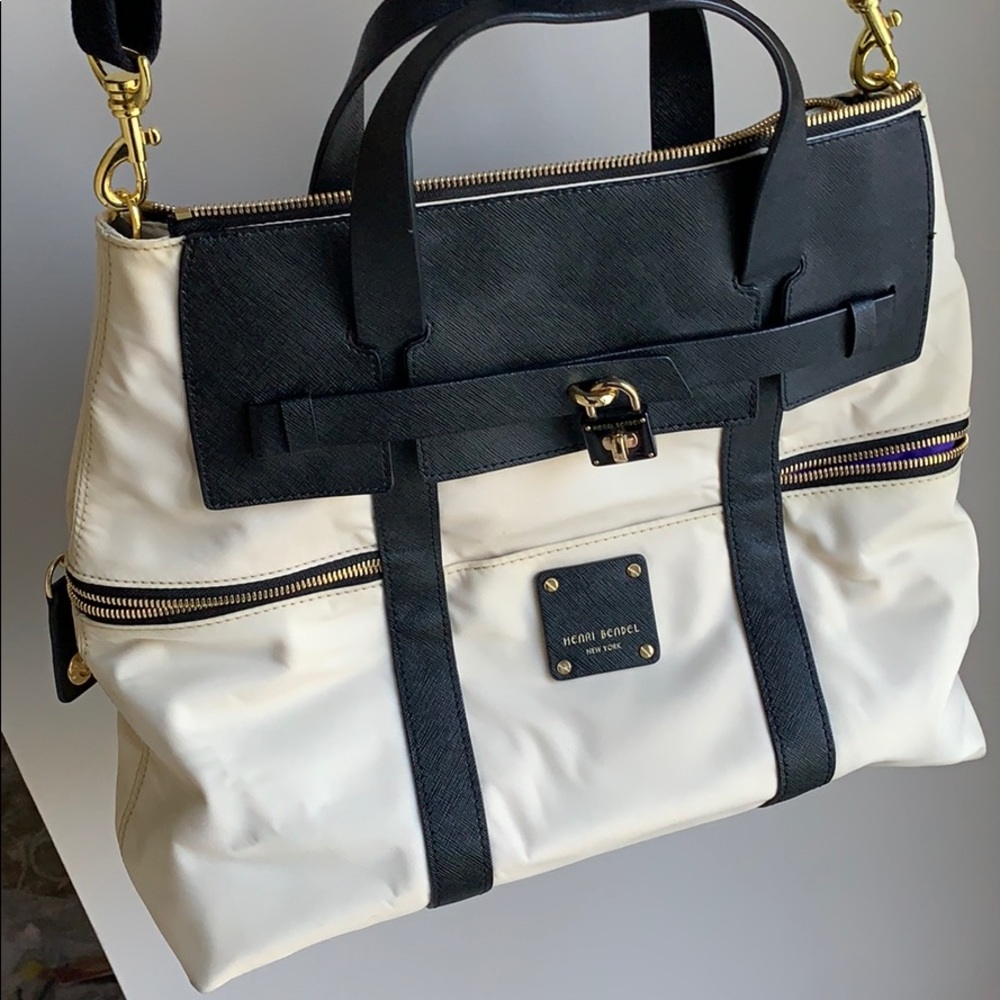 Henri bendel Jetsetter Closet Clean-out